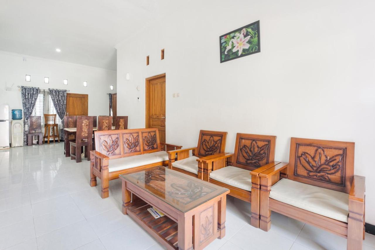 Oyo 3267 Omah Suryo Hotel ยอกยาการ์ตา ภายนอก รูปภาพ